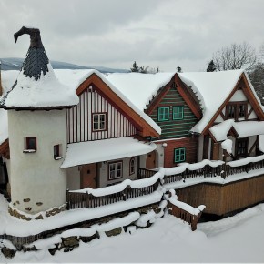 Letecké snímky hotelu